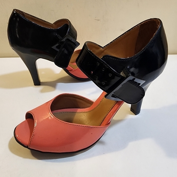 Croft and Borrow Buckle Heels open Toe Shoea size 8M - Picture 2 of 14